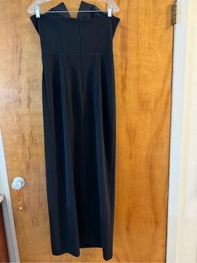 Classic Black Strapless Evening Dress